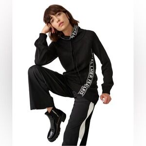 KARL LAGERFELD PARIS - WOMEN’S LOGO TAPE RIBBED SKI SWEATER - XL